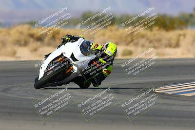 media/Jan-09-2022-SoCal Trackdays (Sun) [[2b1fec8404]]/Turn 16 (11am)/